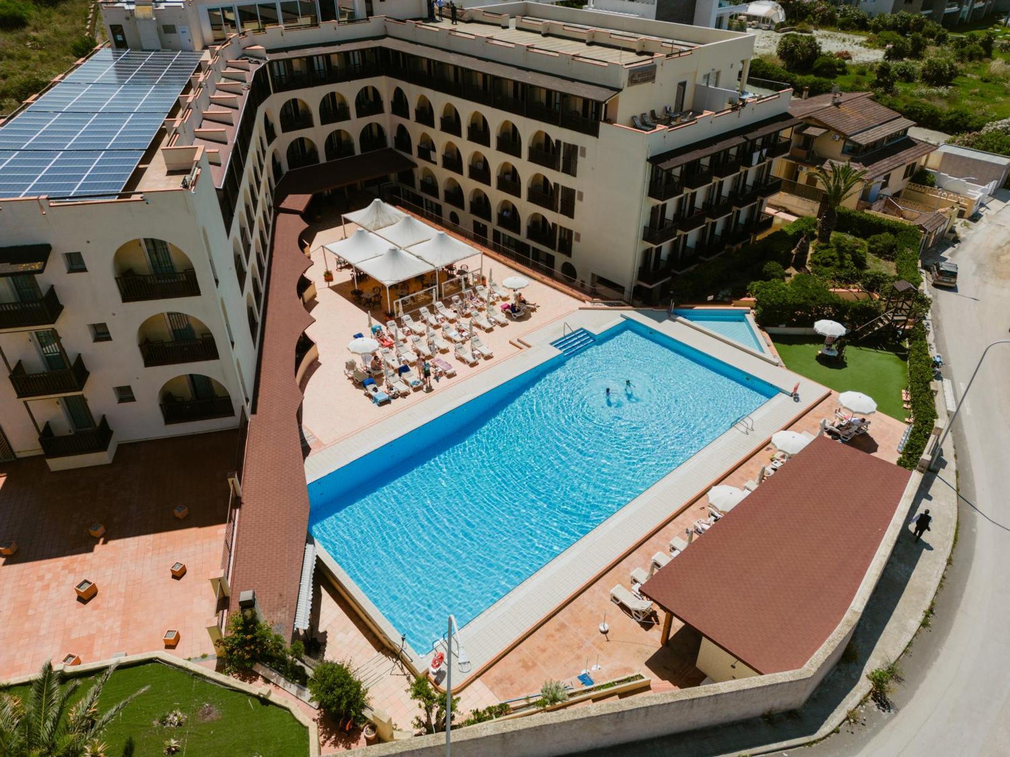 Hotel Calabona Альгеро Экстерьер фото